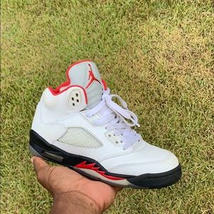 Jordan 5 Fire Red
